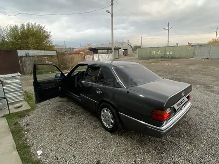 Mercedes-Benz E 260 1991 года за 1 000 000 тг. в Тараз – фото 8