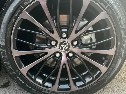 Toyota Camry 2020 года за 14 700 000 тг. в Астана – фото 11