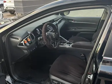Toyota Camry 2020 года за 14 700 000 тг. в Астана – фото 6