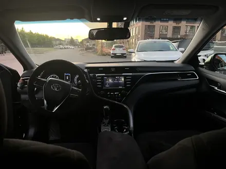 Toyota Camry 2020 года за 14 700 000 тг. в Астана – фото 9