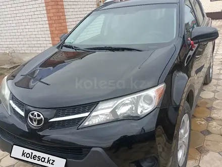 Toyota RAV4 2015 года за 10 500 000 тг. в Актобе