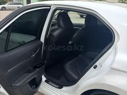 Toyota Camry 2019 года за 13 800 000 тг. в Алматы – фото 9