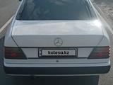 Mercedes-Benz E 230 1990 года за 2 000 000 тг. в Атырау – фото 4