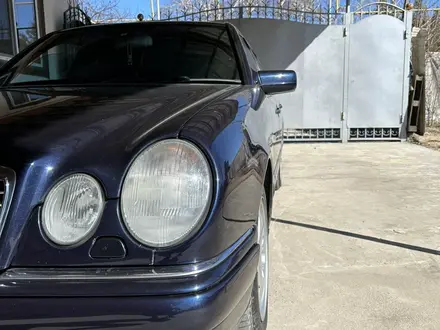 Mercedes-Benz E 280 1998 года за 3 600 000 тг. в Жаркент – фото 4