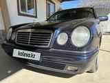 Mercedes-Benz E 280 1998 года за 3 600 000 тг. в Жаркент – фото 2