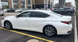 Lexus ES 250 2019 годаүшін19 000 000 тг. в Астана – фото 3