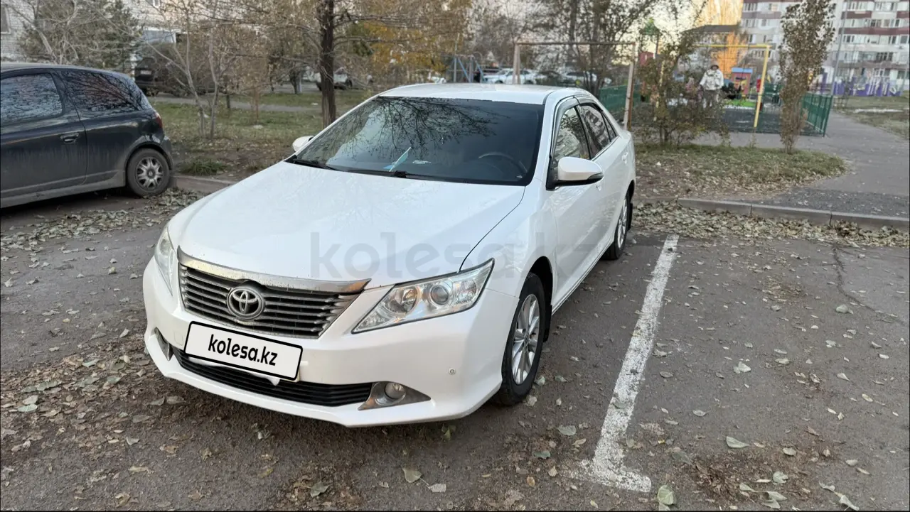 Toyota Camry, 2014