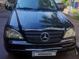 Mercedes-Benz ML 320 1998 годаүшін3 500 000 тг. в Караганда – фото 2