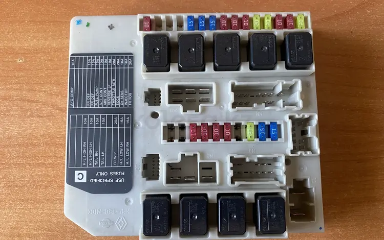 Блок предохранителей на Ниссан за 50 000 тг. в Алматы