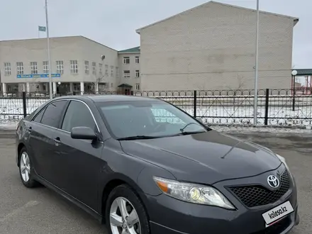 Toyota Camry 2011 года за 5 300 000 тг. в Атырау
