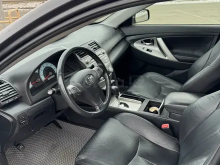 Toyota Camry 2011 года за 5 300 000 тг. в Атырау – фото 7