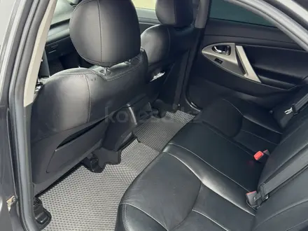 Toyota Camry 2011 года за 5 300 000 тг. в Атырау – фото 8