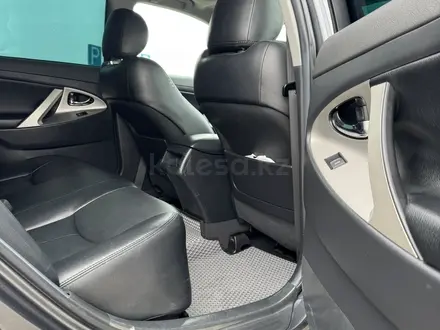 Toyota Camry 2011 года за 5 300 000 тг. в Атырау – фото 9