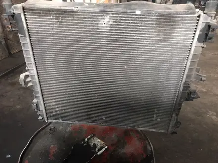 Радиатор оснавной на мл 270 за 25 000 тг. в Караганда