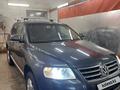 Volkswagen Touareg 2007 года за 7 500 000 тг. в Астана – фото 2