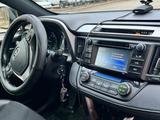 Toyota RAV4 2016 годаүшін11 100 000 тг. в Уральск – фото 5
