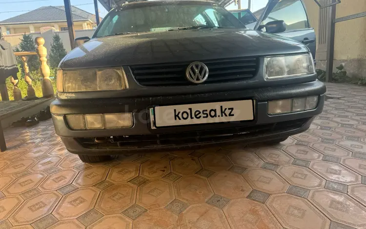 Volkswagen Passat 1995 годаүшін1 390 000 тг. в Тараз