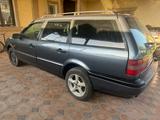 Volkswagen Passat 1995 годаfor1 390 000 тг. в Тараз – фото 3