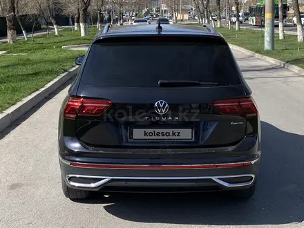 Volkswagen Tiguan 2021 года за 16 500 000 тг. в Шымкент – фото 5