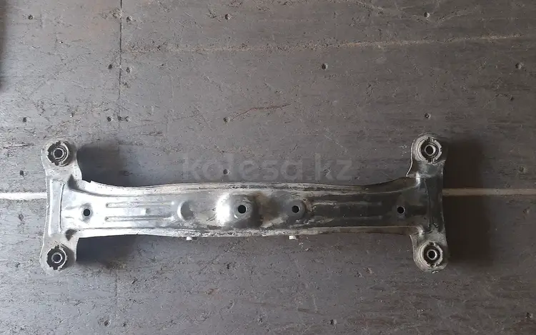 Задняя балка для Toyota Gracia за 20 000 тг. в Алматы