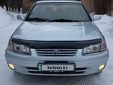 Toyota Camry 1998 годаүшін2 850 000 тг. в Усть-Каменогорск – фото 2