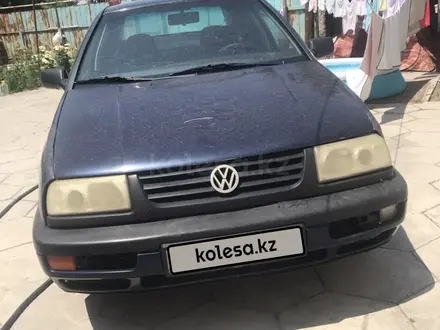 Volkswagen Vento 1993 года за 750 000 тг. в Тараз