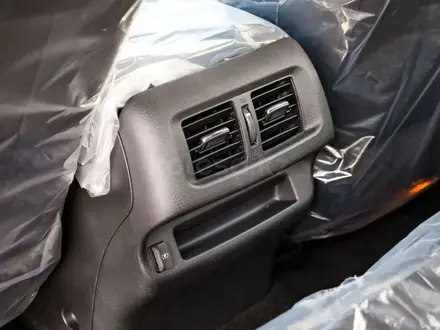 Nissan Navara 2025 года за 16 350 000 тг. в Семей – фото 28