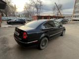 Volkswagen Passat 2002 года за 1 400 000 тг. в Атырау – фото 3