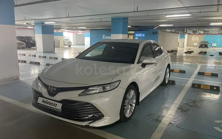 Toyota Camry 2019 годаүшін14 800 000 тг. в Астана