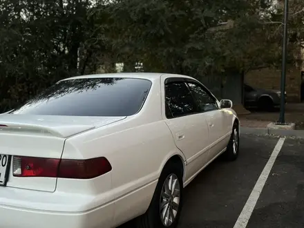 Toyota Camry 2000 года за 3 800 000 тг. в Астана – фото 5