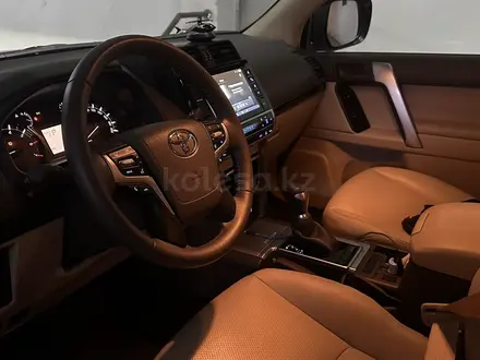 Toyota Land Cruiser Prado 2022 года за 30 000 000 тг. в Астана – фото 15