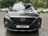 Hyundai Santa Fe 2020 года за 15 100 000 тг. в Алматы