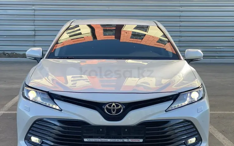 Toyota Camry 2019 годаүшін13 900 000 тг. в Атырау