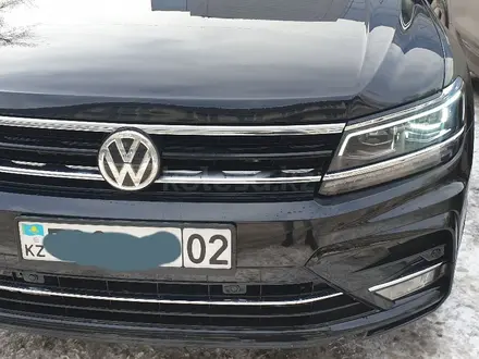 Volkswagen Tiguan 2019 года за 14 500 000 тг. в Алматы – фото 6