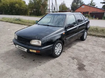 Volkswagen Vento 1992 года за 800 000 тг. в Караганда