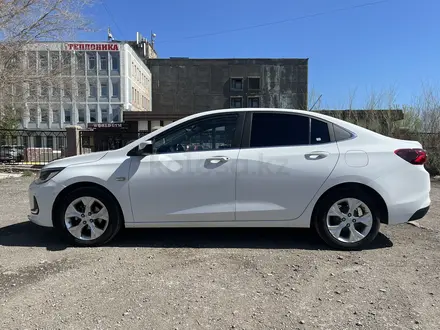 Chevrolet Onix 2023 года за 6 600 000 тг. в Караганда – фото 4