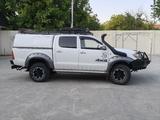 Toyota Hilux 2008 года за 10 700 000 тг. в Шымкент – фото 2