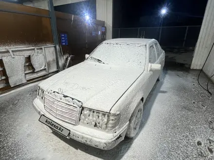 Mercedes-Benz E 230 1988 года за 650 000 тг. в Алматы – фото 8