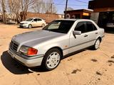 Mercedes-Benz C 280 1994 года за 2 500 000 тг. в Усть-Каменогорск – фото 4