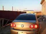 Volkswagen Passat 2005 года за 3 692 500 тг. в Кызылорда – фото 5