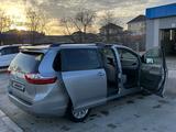 Toyota Sienna 2015 года за 15 000 000 тг. в Актау – фото 4