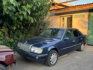 Mercedes-Benz E 260