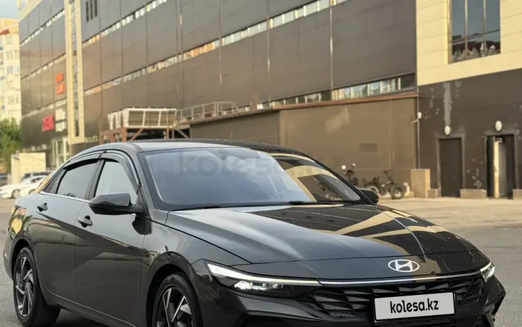 Hyundai Elantra 2024 годаүшін8 300 000 тг. в Алматы