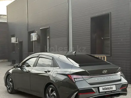Hyundai Elantra 2024 года за 8 300 000 тг. в Алматы – фото 4
