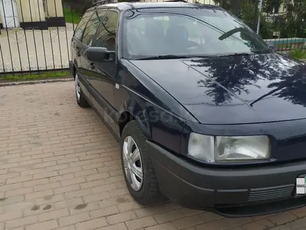 Volkswagen Passat 1990 года за 1 350 000 тг. в Есик – фото 2