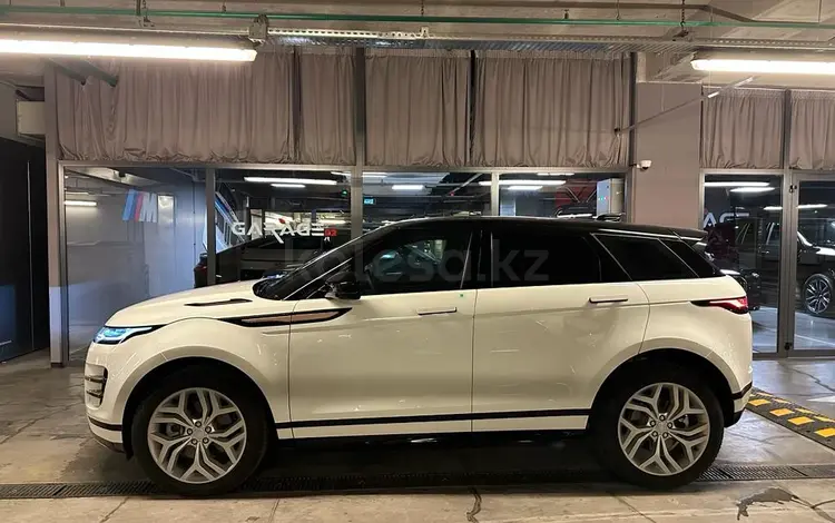 Land Rover Range Rover Evoque 2022 года за 31 900 000 тг. в Алматы