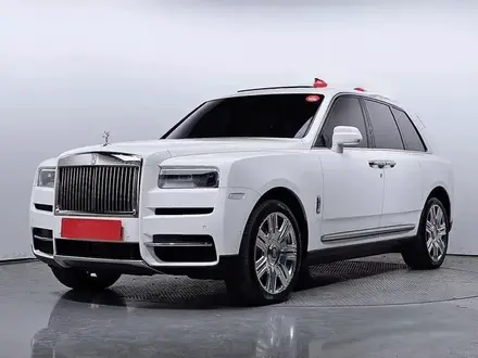 Rolls-Royce Cullinan 2023 года за 160 000 000 тг. в Астана