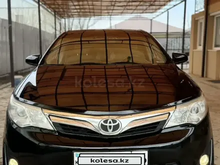 Toyota Camry 2013 года за 8 000 000 тг. в Атырау – фото 3