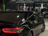 Toyota Camry 2023 года за 17 900 000 тг. в Кызылорда – фото 5