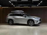 Toyota Highlander 2022 года за 24 700 000 тг. в Астана